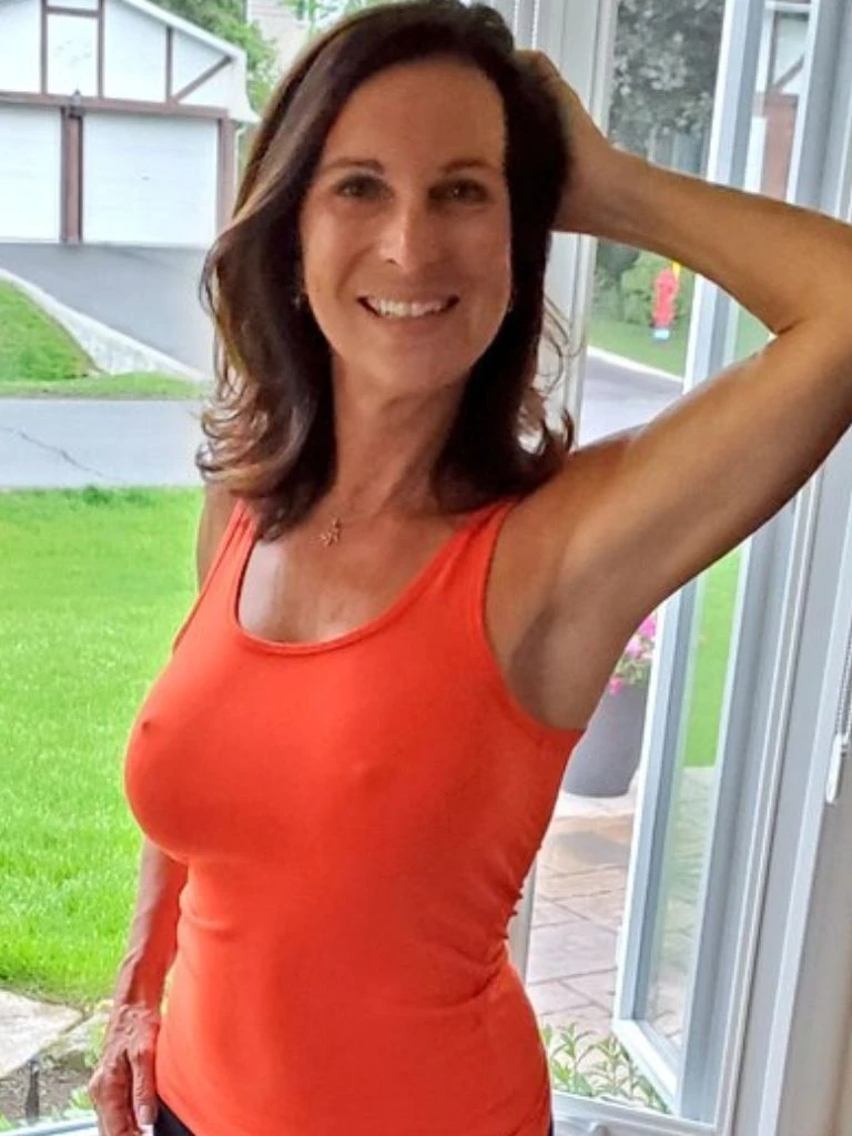 Sexy Carol Milf Biography: Wiki, Age, Career, Height, Weight, Boyfriend, Net Worth & More